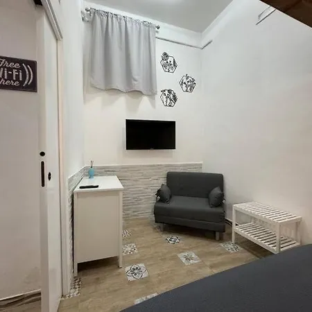 Tra I Vicoli Di Ballaro Apartment